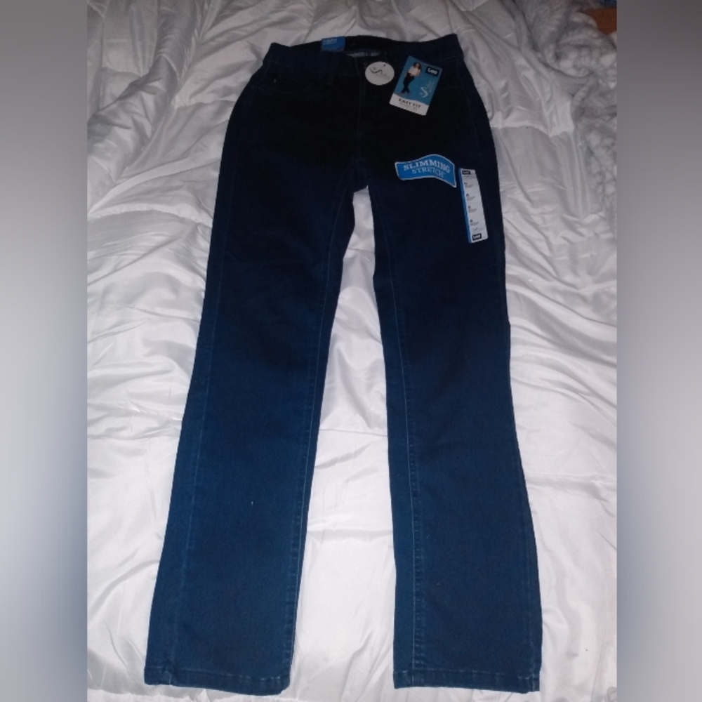Misses Sz 6 Med.Length, Lee Active  Motion Easy Fit Jeans
